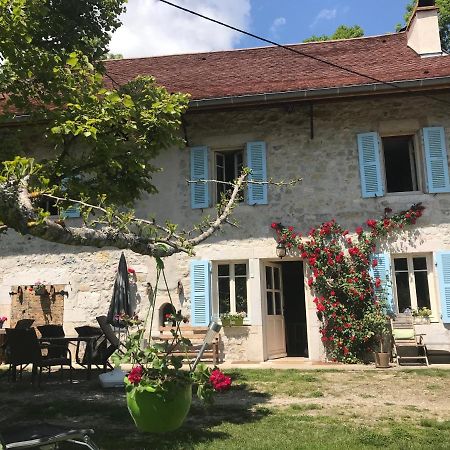 Chambres D'Hotes Des Deux Lacs Ceyzerieu Zewnętrze zdjęcie